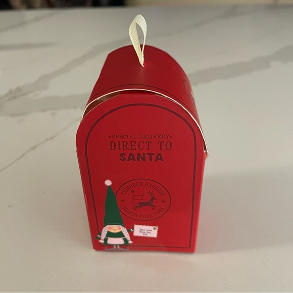 North Pole Post Office Letter box with Christmas labels - Picture 5 of 11